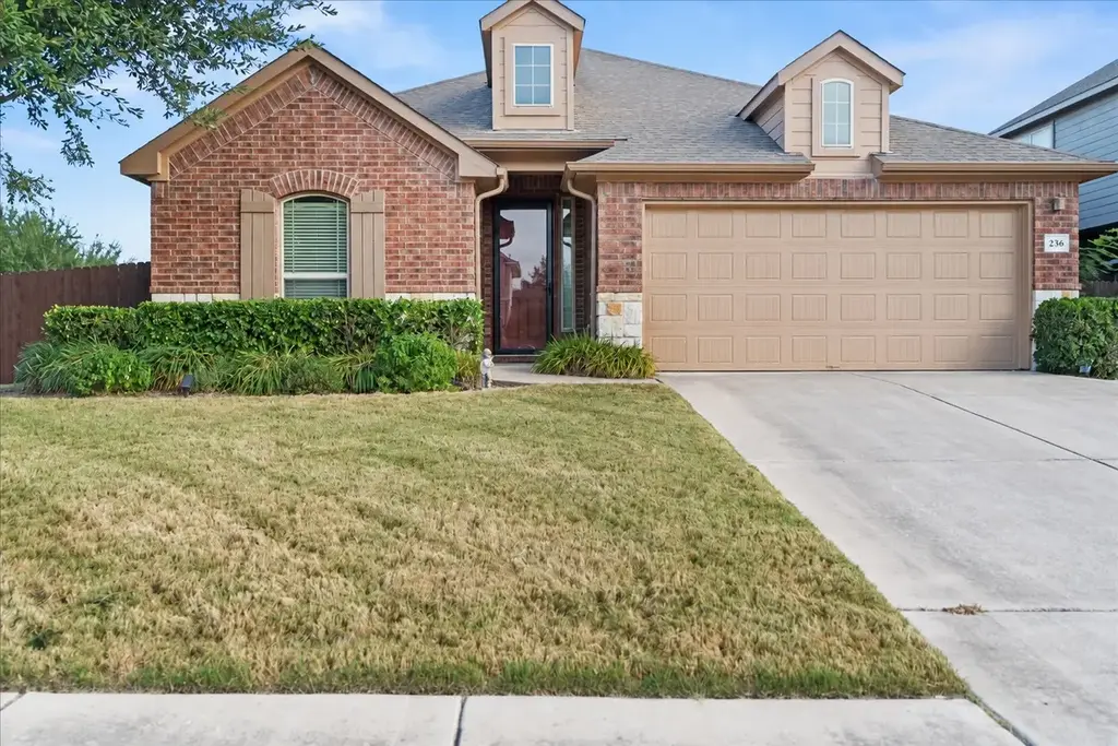 236 Fletcher Bend, Buda