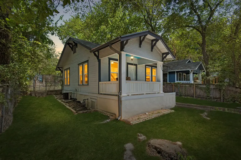 1204 Taylor Street, Austin