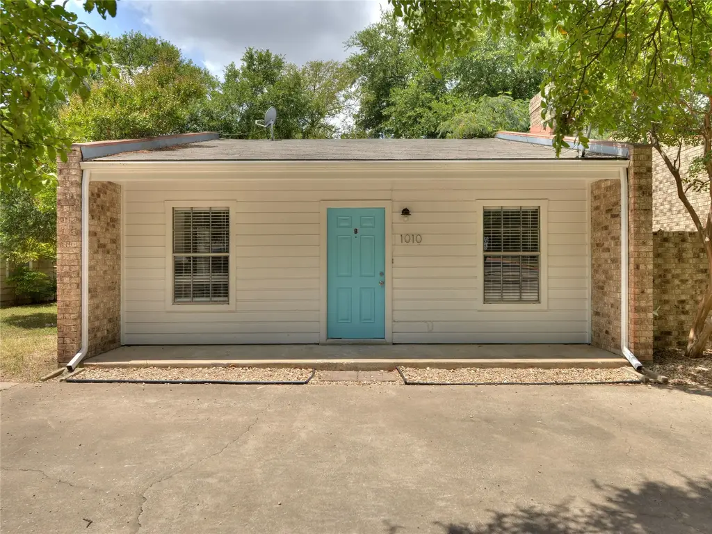 1010 Cushing Drive B, Round Rock