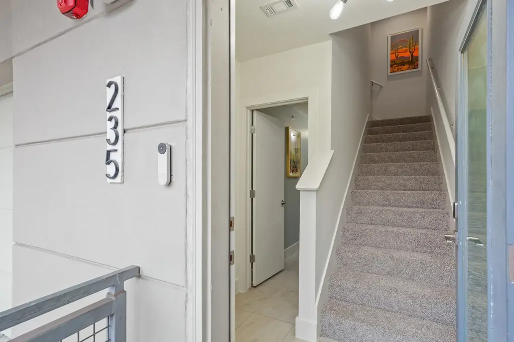604 N Bluff Drive 235, Austin