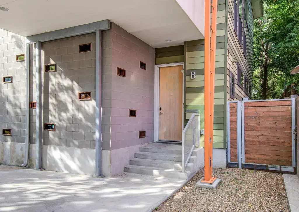 515 El Paso Street B, Austin