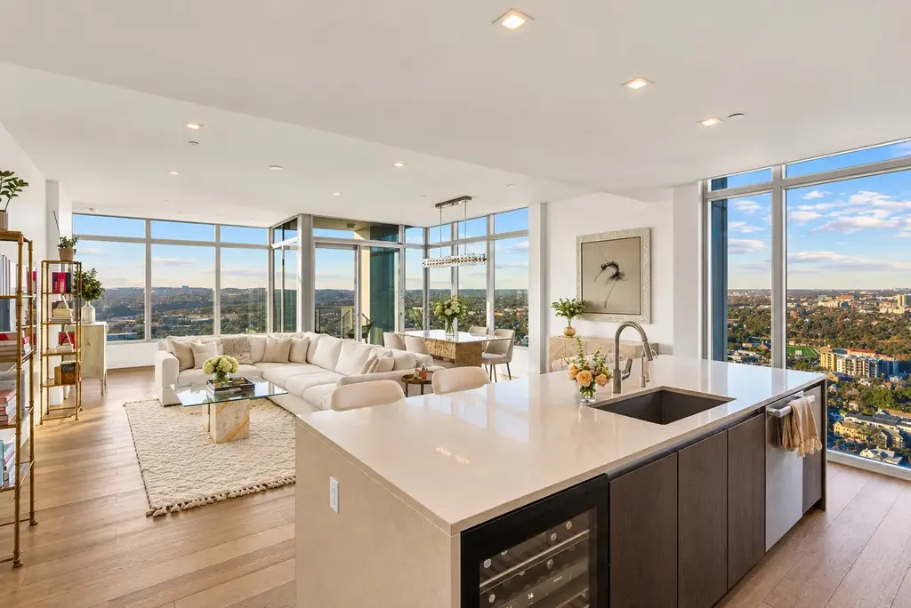 501 West Avenue 3404, Austin
