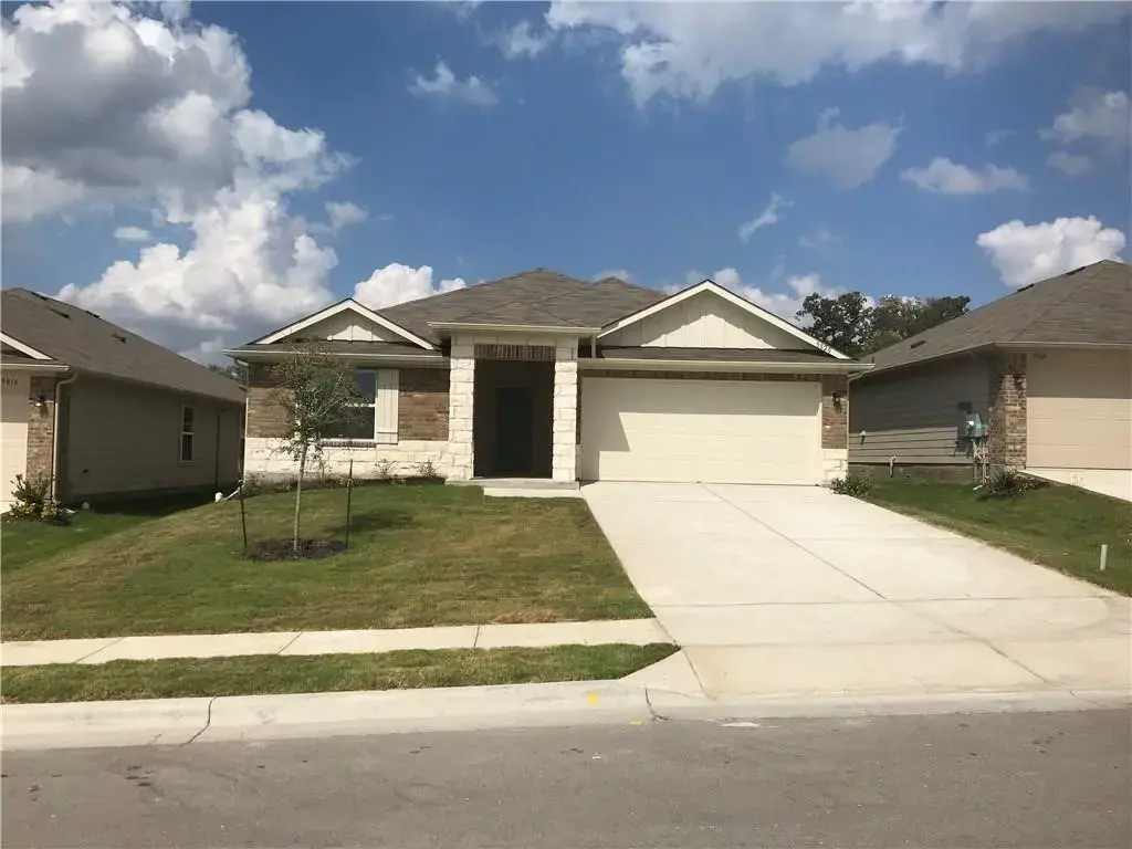 5820 Ronee Leah Drive, Austin
