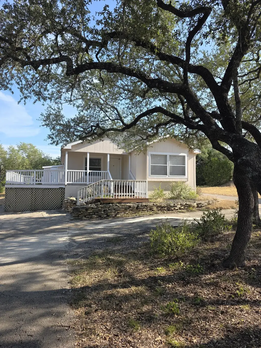 1467 Live Oak Drive, Canyon Lake
