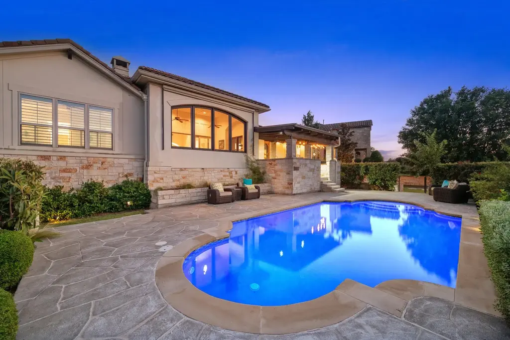 3810 Pawnee Pass, Austin