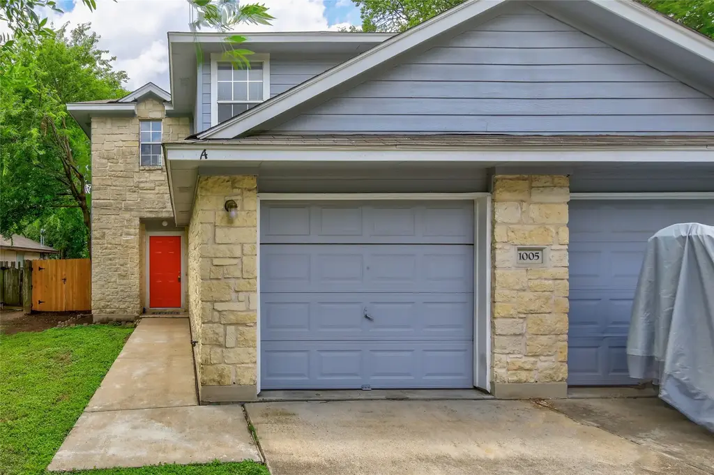 1005 Christopher Avenue A, Round Rock