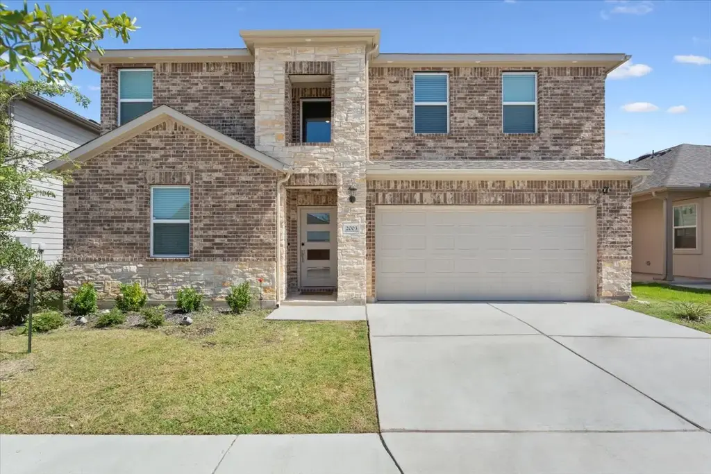 2003 Wynn Road, Hutto