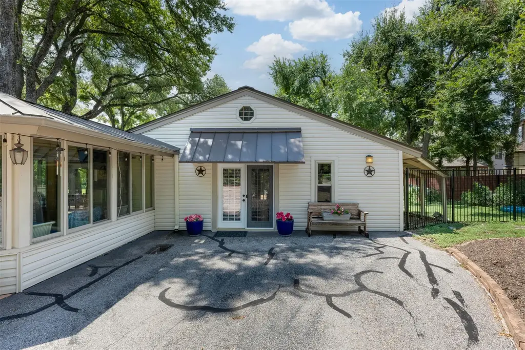9911 Anderson Mill Road Ga, Austin