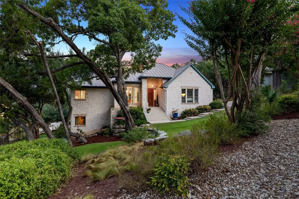 106 Nakoma Drive, Lakeway