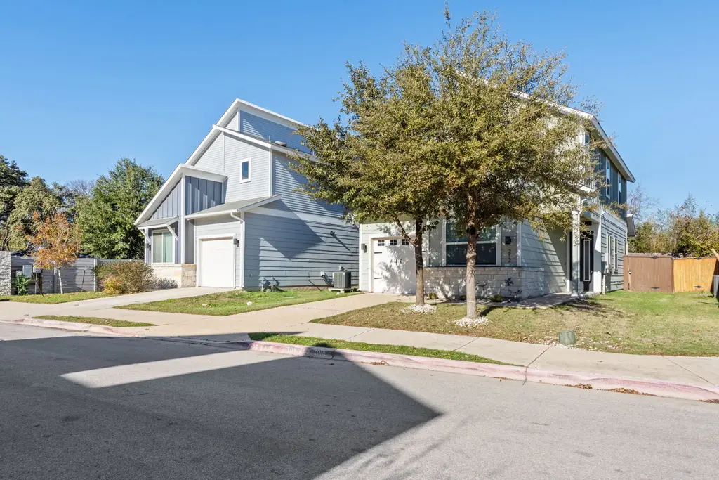 212 Verrado Path, Austin