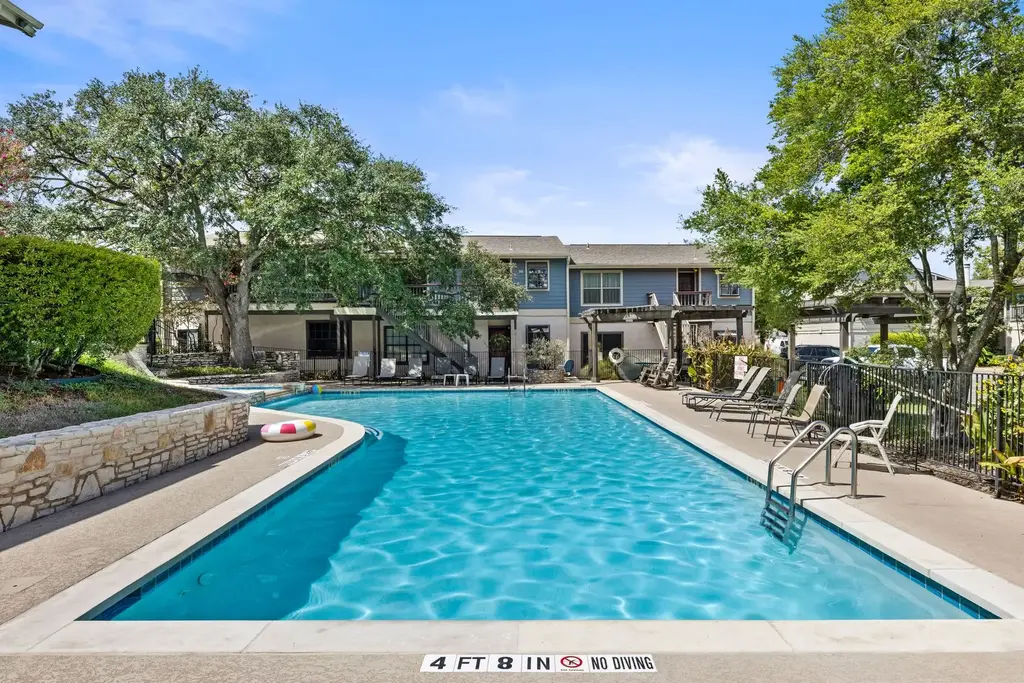 2215 Post Road 2046, Austin