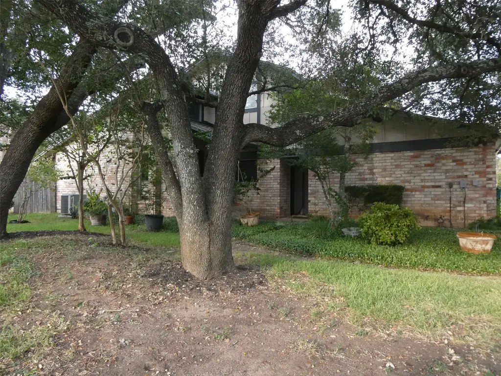 1004 E Solano Drive Ne 1474, Austin