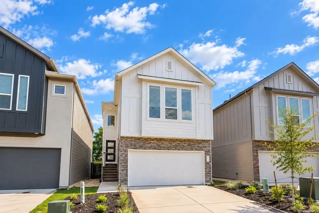 8851 Oakland Road 32, San Antonio