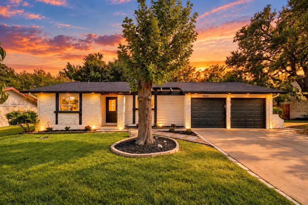 9313 Longvale Drive, Austin
