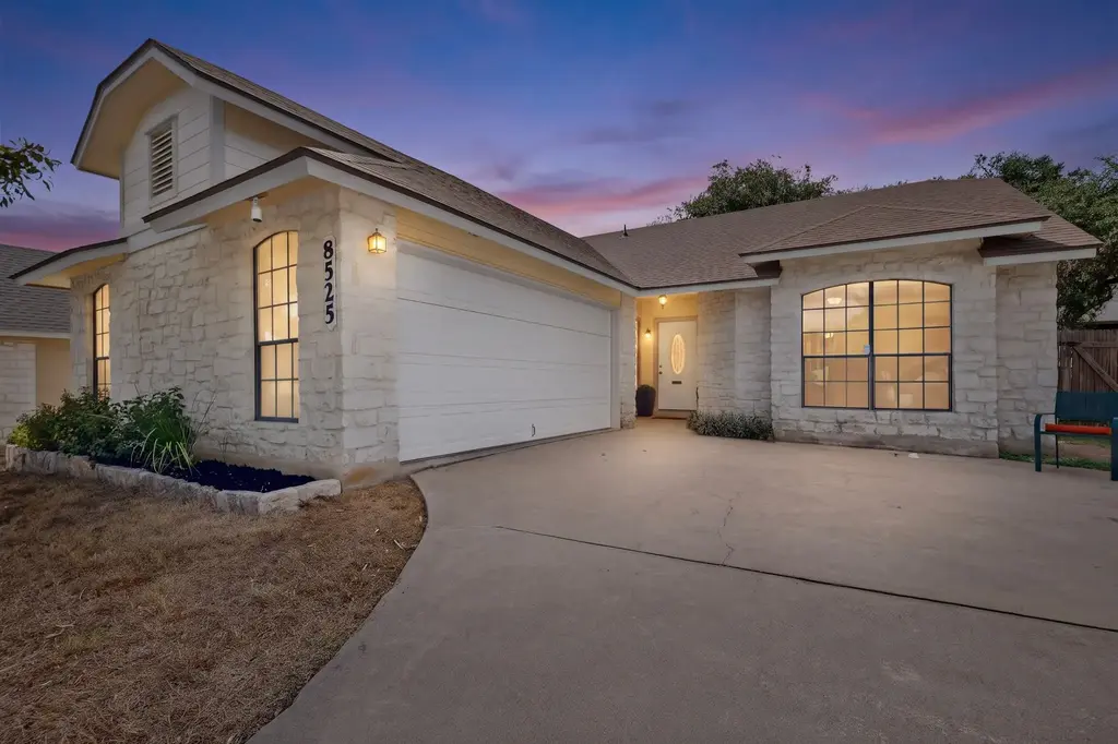 8525 Birmingham Drive, Austin