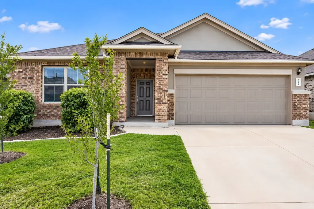 204 Bright Star Lane, Georgetown