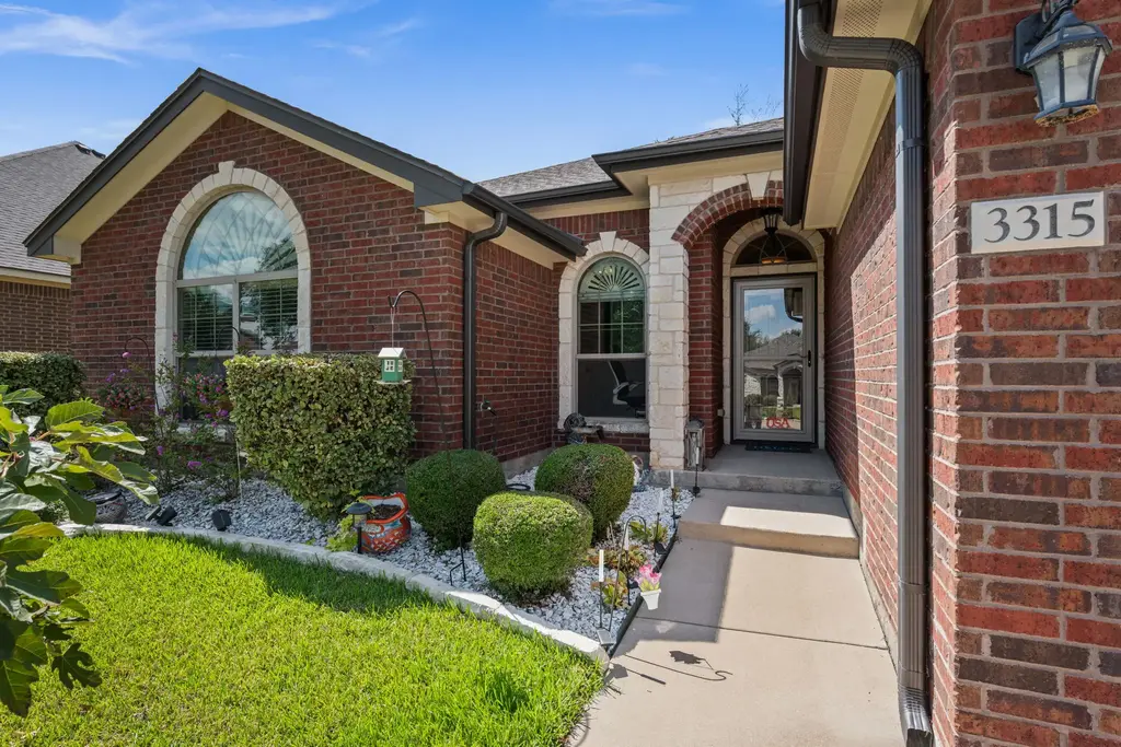 3315 Ten Bits Drive, Belton