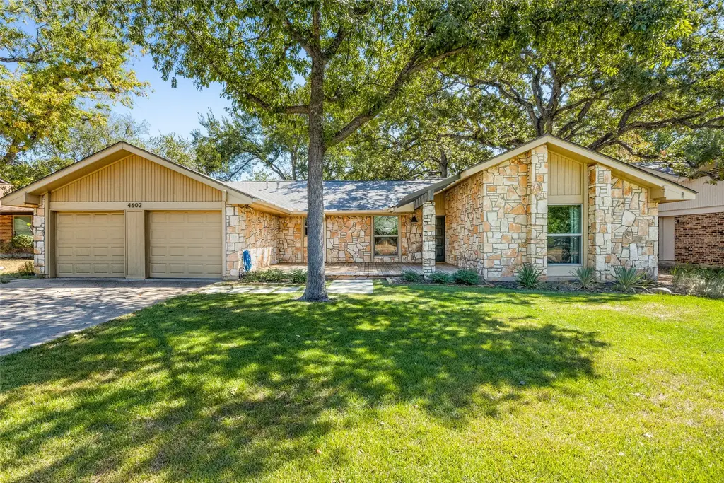 4602 Trail Crest Circle, Austin