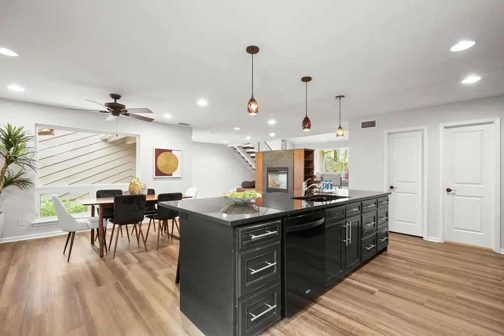 4116 Creek Ledge 108, Austin