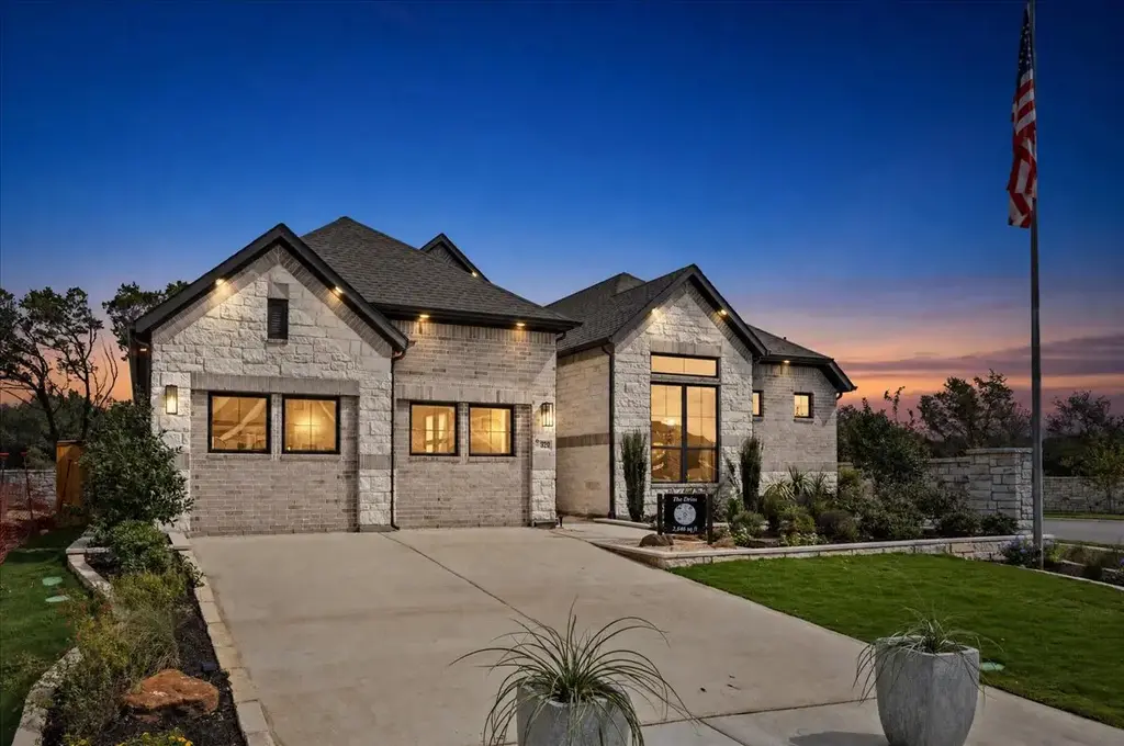 480 Vale Run, Kyle