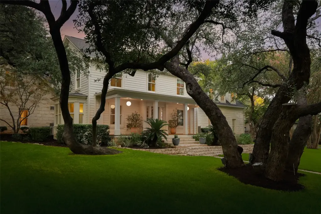 2308 Bridle Path, Austin