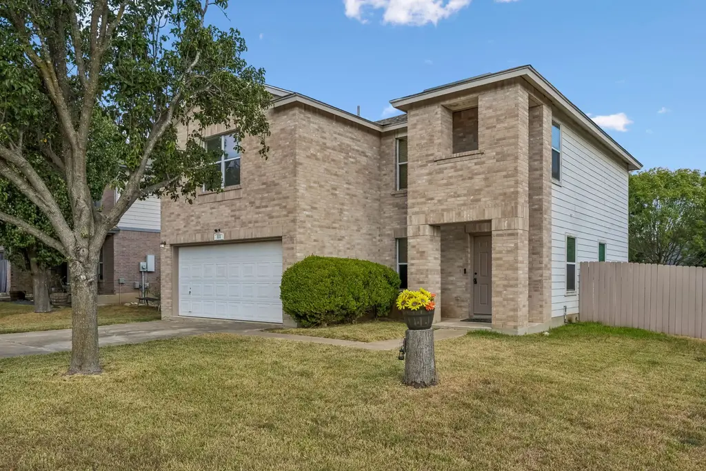 111 Burnet Forest Cove, Elgin