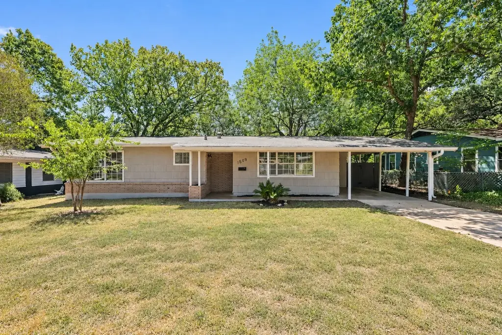 1509 Ridgemont Drive, Austin