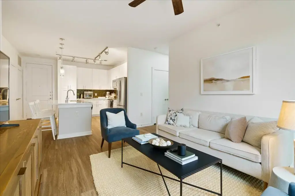 1900 Barton Springs Road 4029, Austin