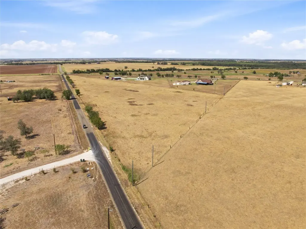1950 County Road 470, Coupland