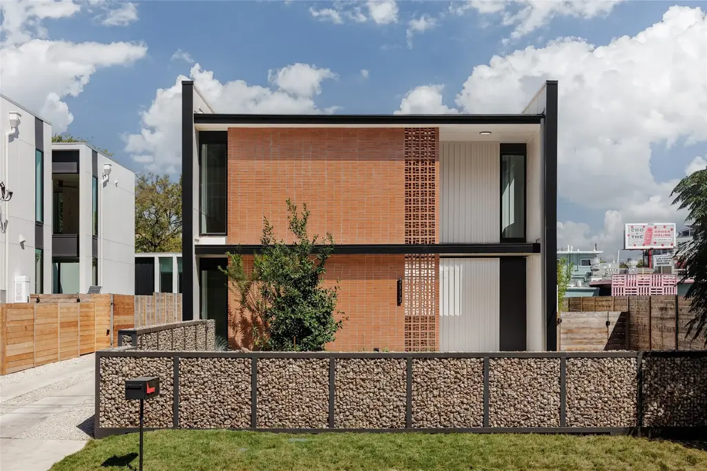 2112 Lawnmont Avenue, Austin