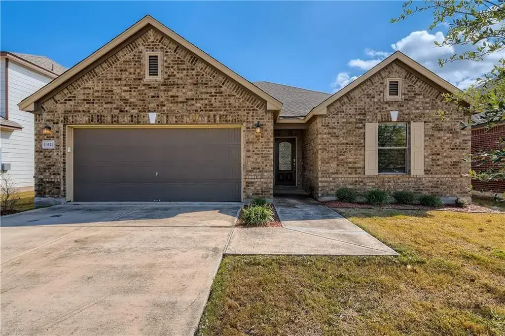 13521 Gerald Ford Street, Manor