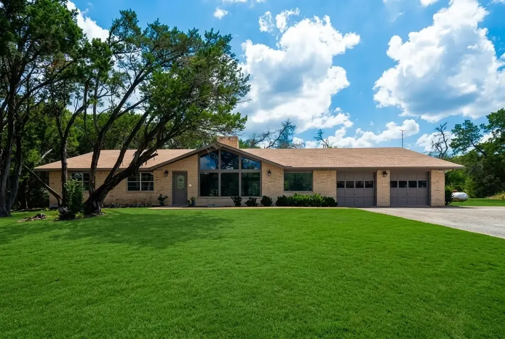 121 Merrywood Lane, San Marcos