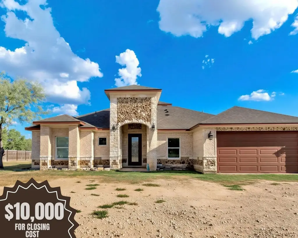 199 Mcdonald Lane W, Cedar Creek