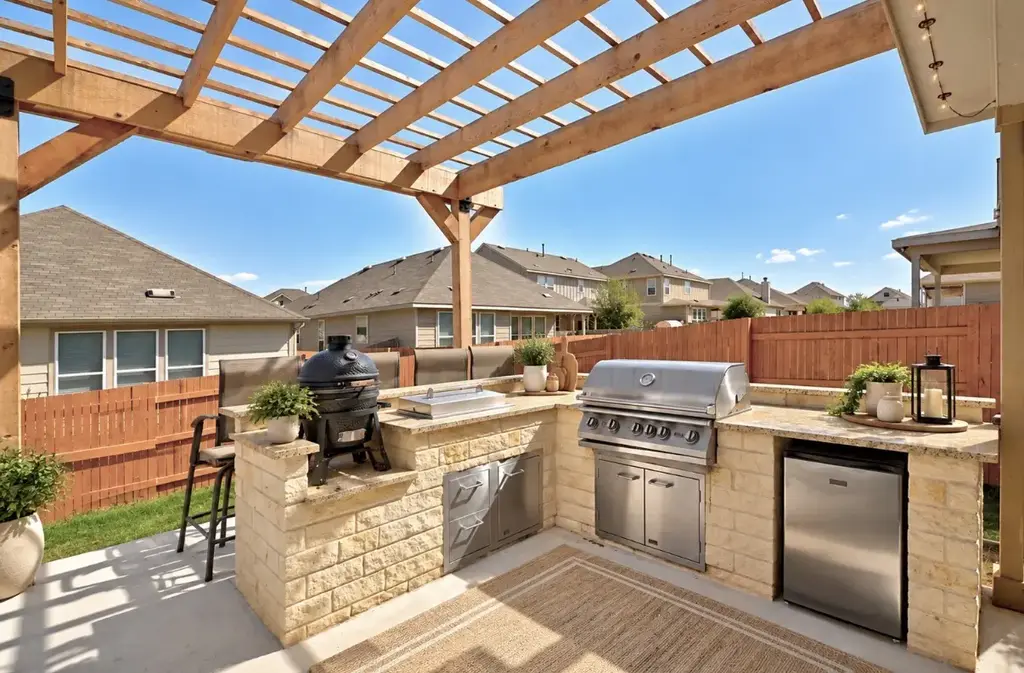 111 Bayberry Circle, Buda