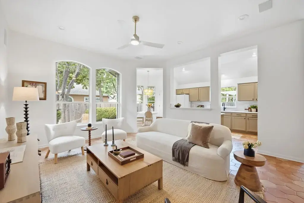 8804 Little Laura Drive, Austin