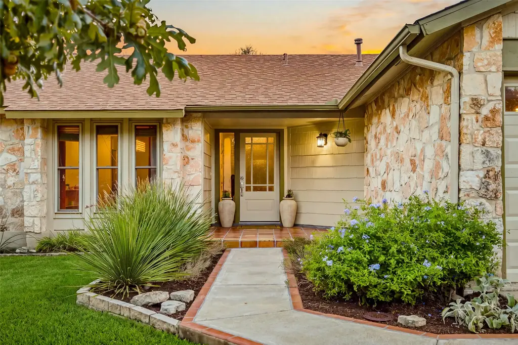 3203 Western Drive, Austin
