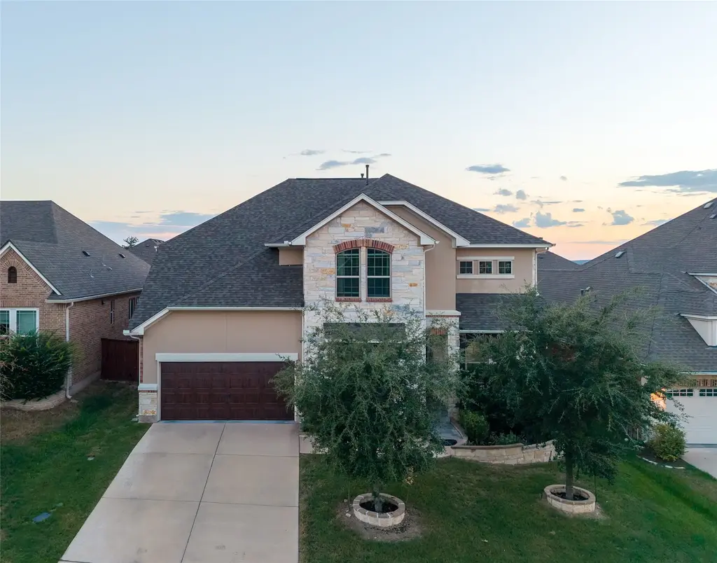 137 Claiborne Lake Lane, Georgetown