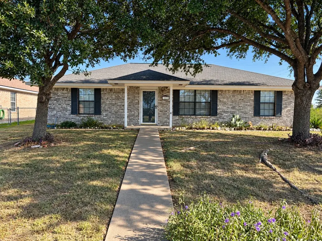 111 Larabie Cove, Giddings