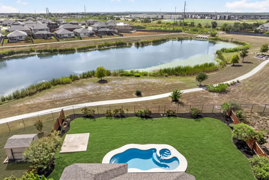 13833 Arbor Hill Cove, Manor