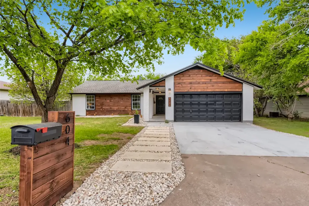 604 Garden Path Drive, Round Rock