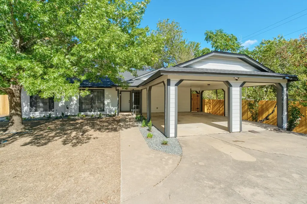 7600 E Woodstone Cove B, Austin