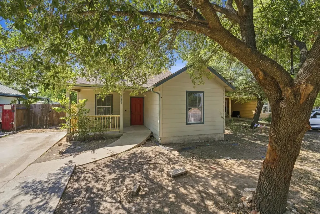 6909 Frontera Trail, Austin