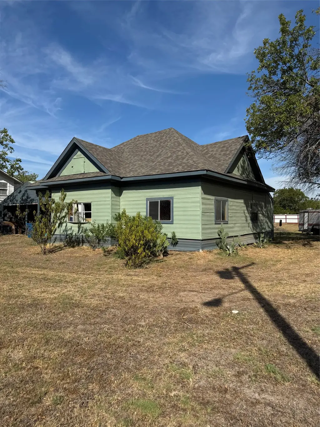 102 N 6th Street W, Dawson