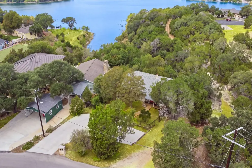713 Cindy Drive, Canyon Lake