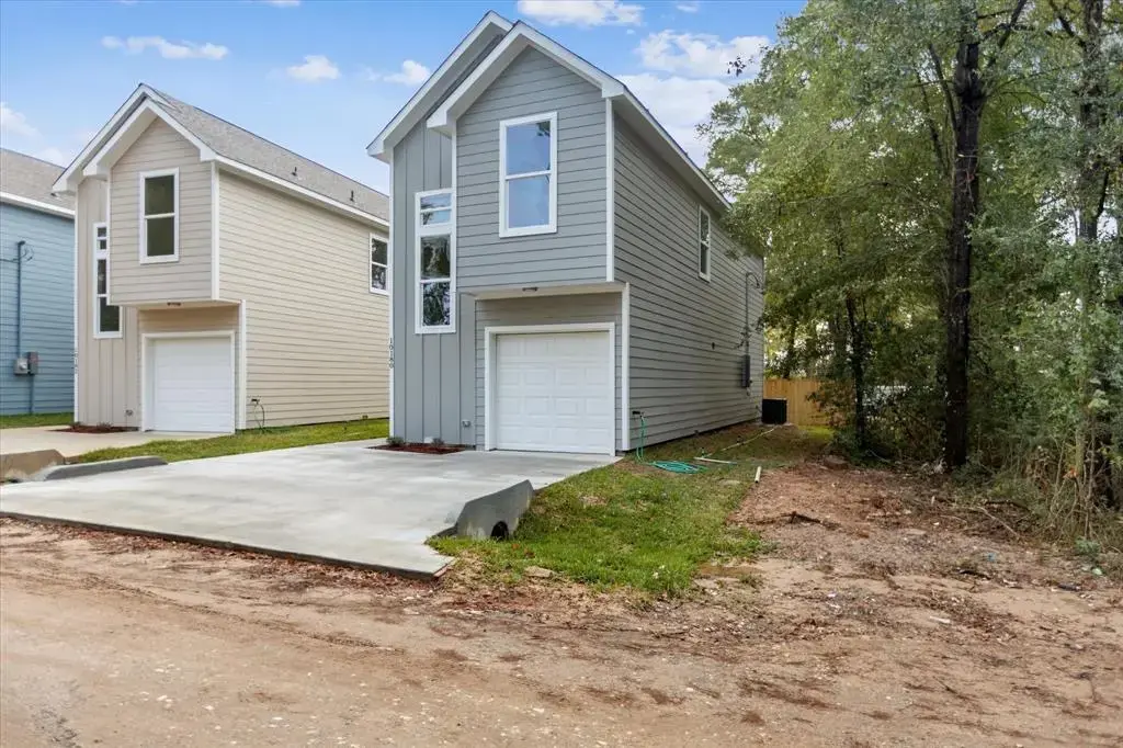 10180 Barberry Street, Willis