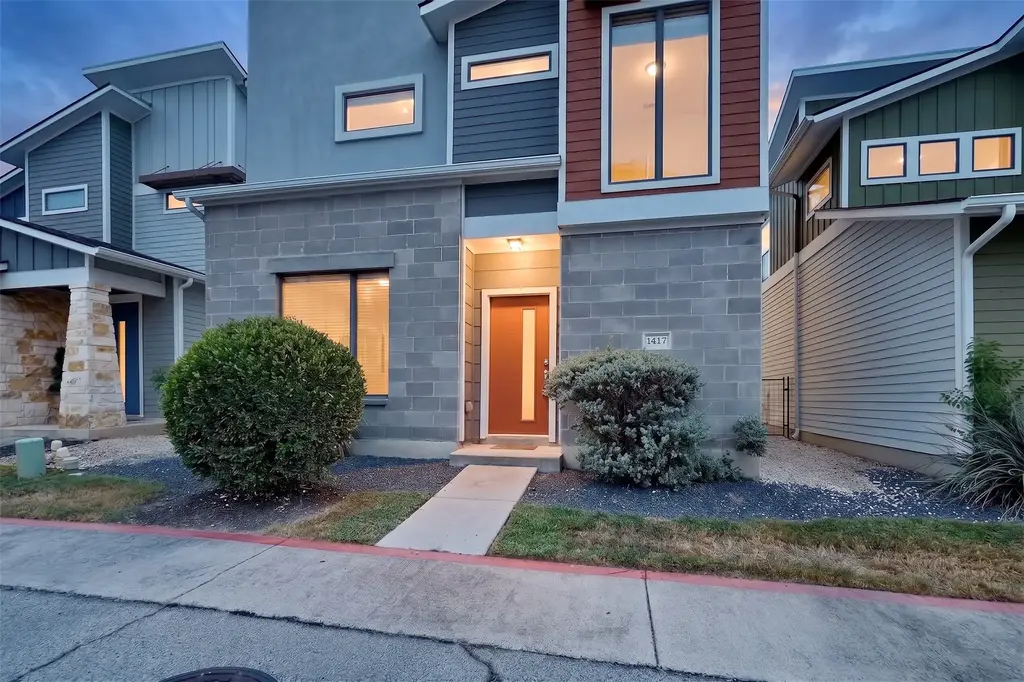 1417 Lorraine Loop 1417, Austin