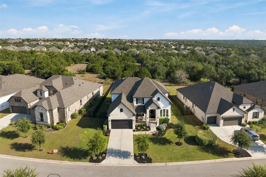 1222 Jacksdaw Drive, Austin
