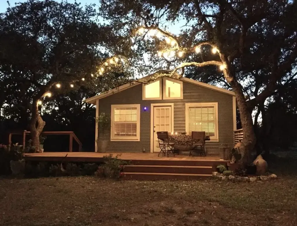8811 High Valley Road, Austin