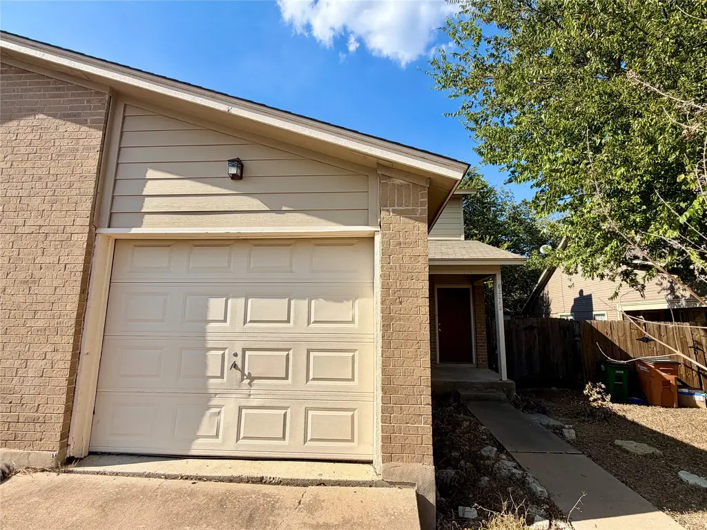 8806 Cainwood Lane B, Austin