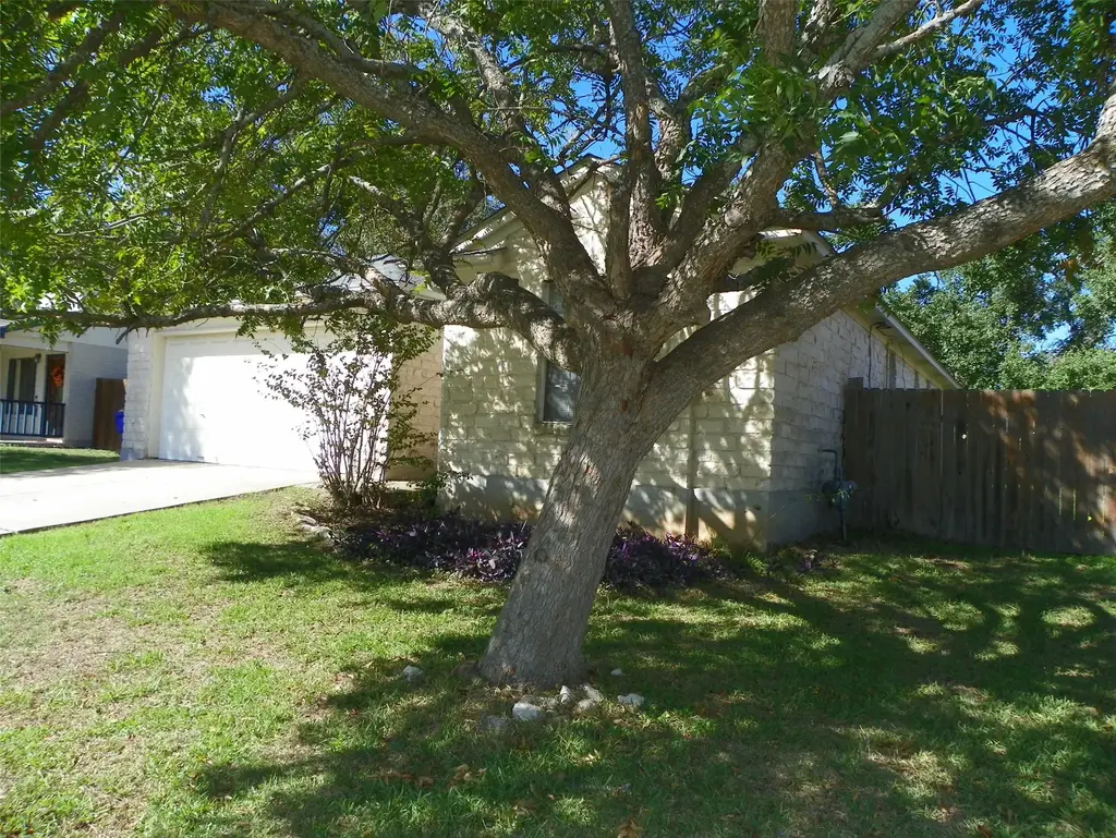 2007 Coachlamp Drive, Cedar Park